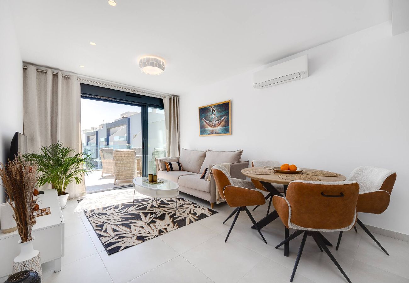 Apartamento en Torrevieja - CB Living Oasis Beach Punta Prima