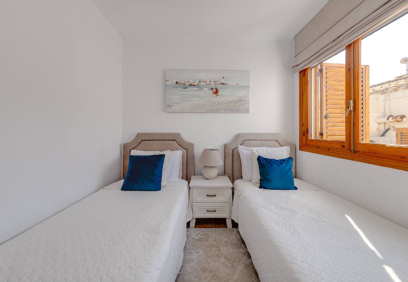 Apartamento en Orihuela - 2 bedroom beach condo, Playa Flamenca