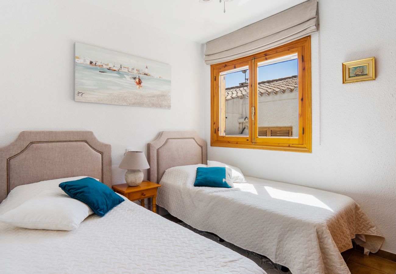 Apartamento en Orihuela - 2 bedroom beach condo, Playa Flamenca