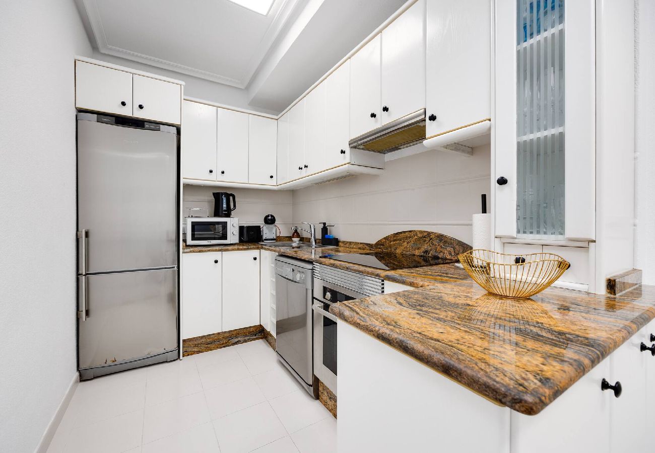 Apartamento en Alicante - CB Living - Cozy condo with patio, Playa Flamenca