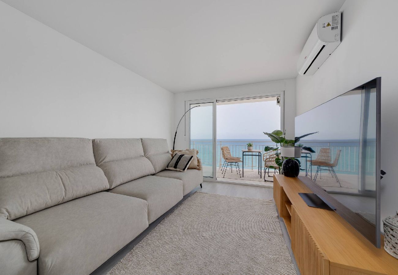 Apartamento en Torrevieja - CB Living - Seafront apartment in Playa Del Cura