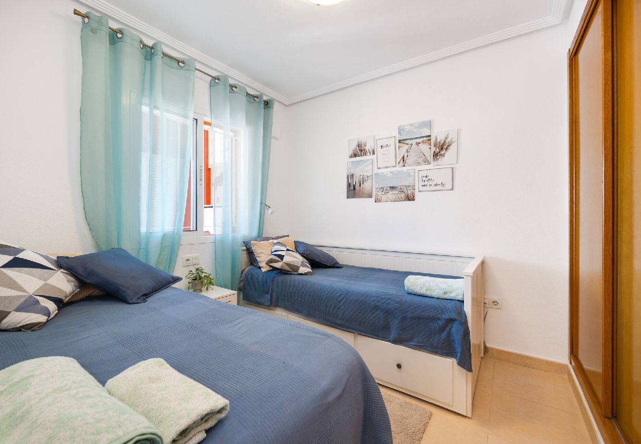 Apartamento en Alicante - CB Living - Apartment in Zeniamar with patio