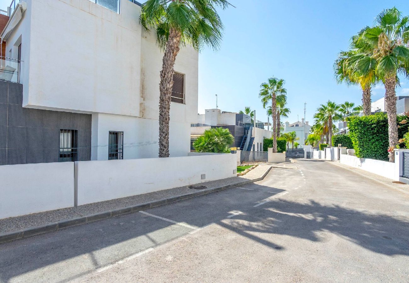 Casa en Orihuela - CB Living - Cosy loft with terrace, Villamartin