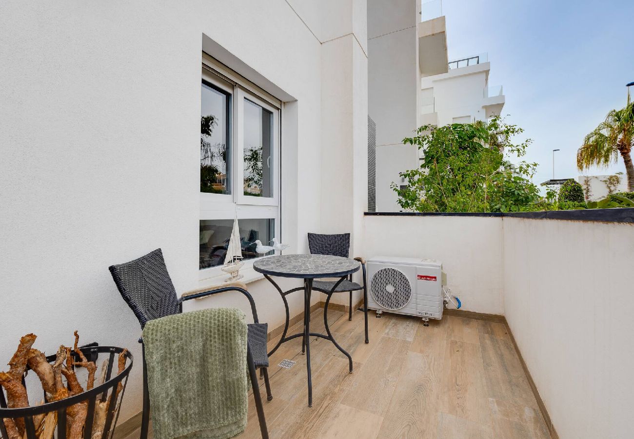 Apartamento en Torrevieja - Bali