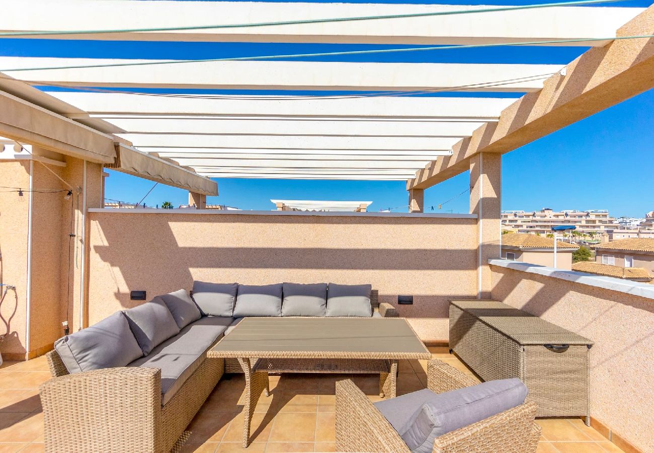 Residencial en Torrevieja - CB Living - Bright penhouse in Punta Prima