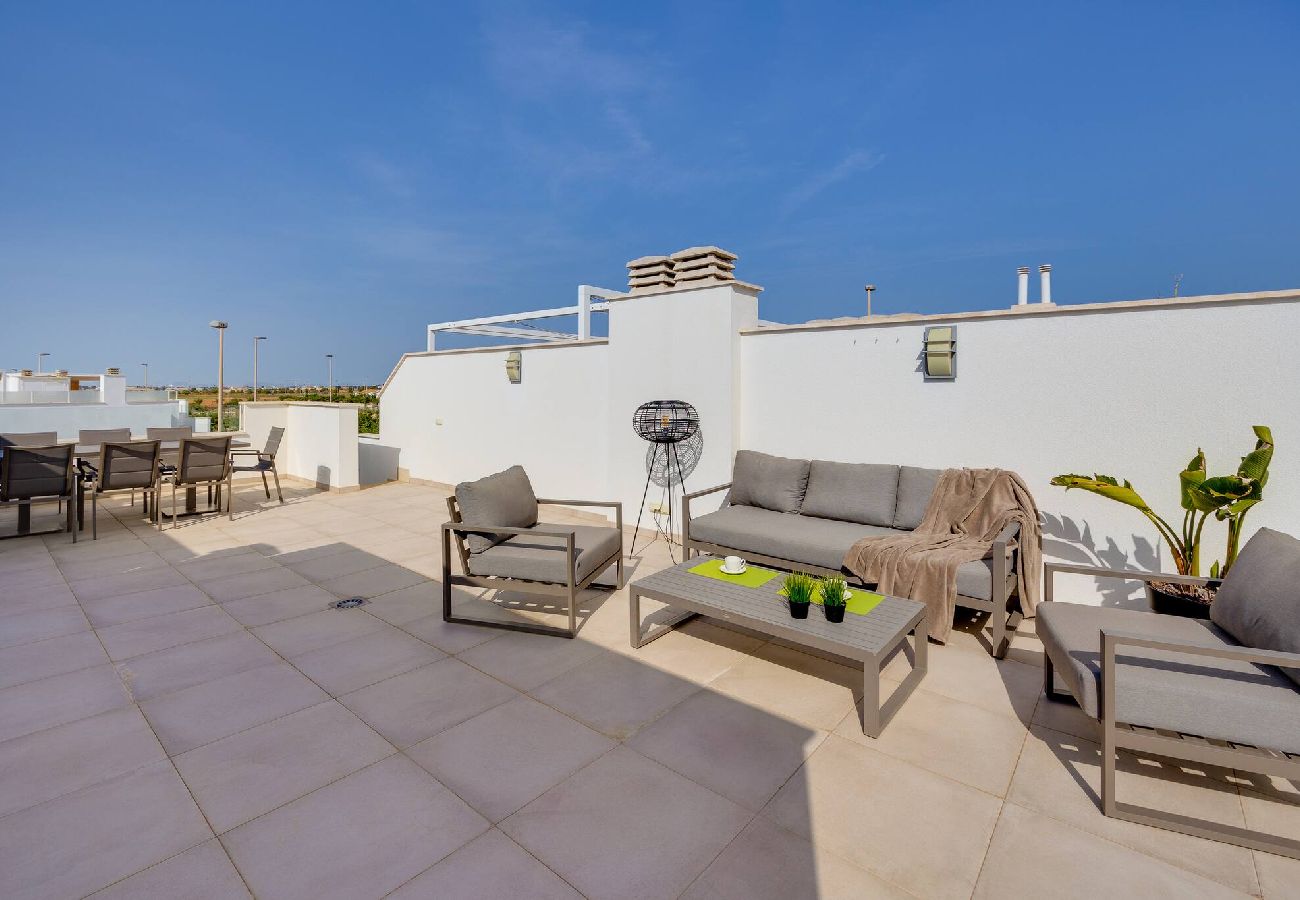 Apartamento en Torre de la Horadada - CB Living - Stylish Home & Rooftop Terrace