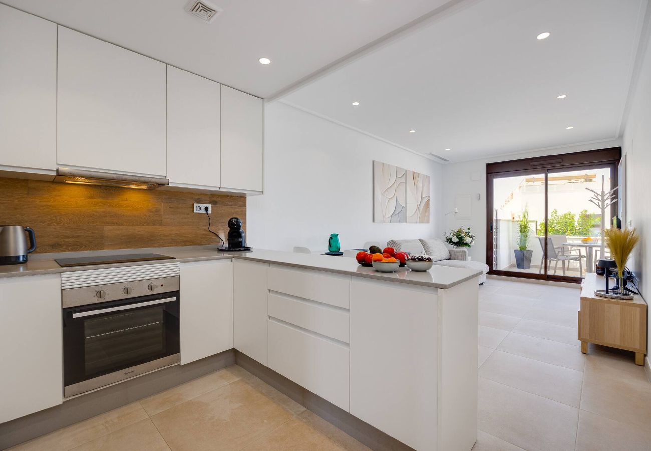 Apartamento en Torre de la Horadada - CB Living - Stylish Home & Rooftop Terrace