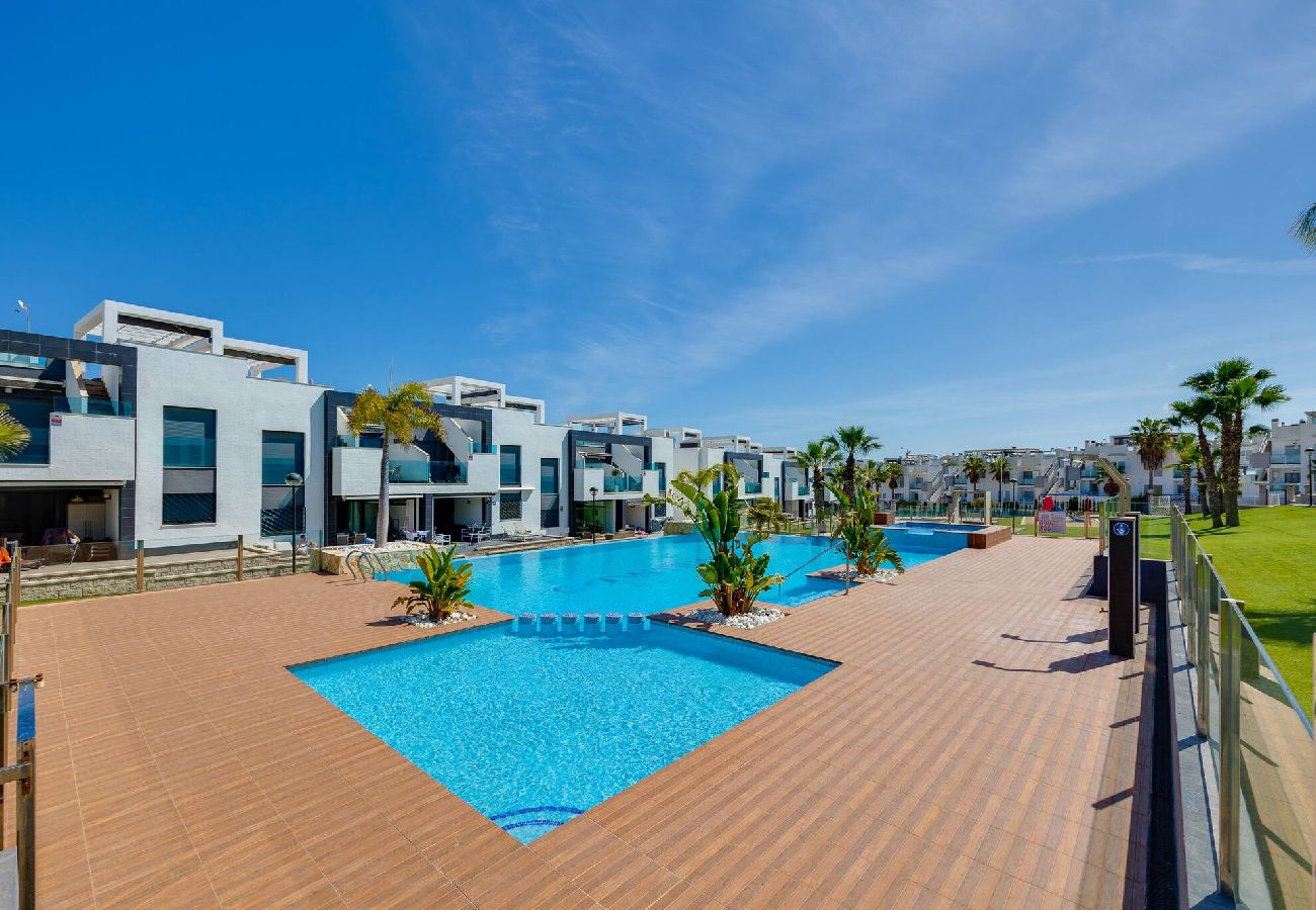 Appartement à Torrevieja - CB Living Oasis Beach Punta Prima
