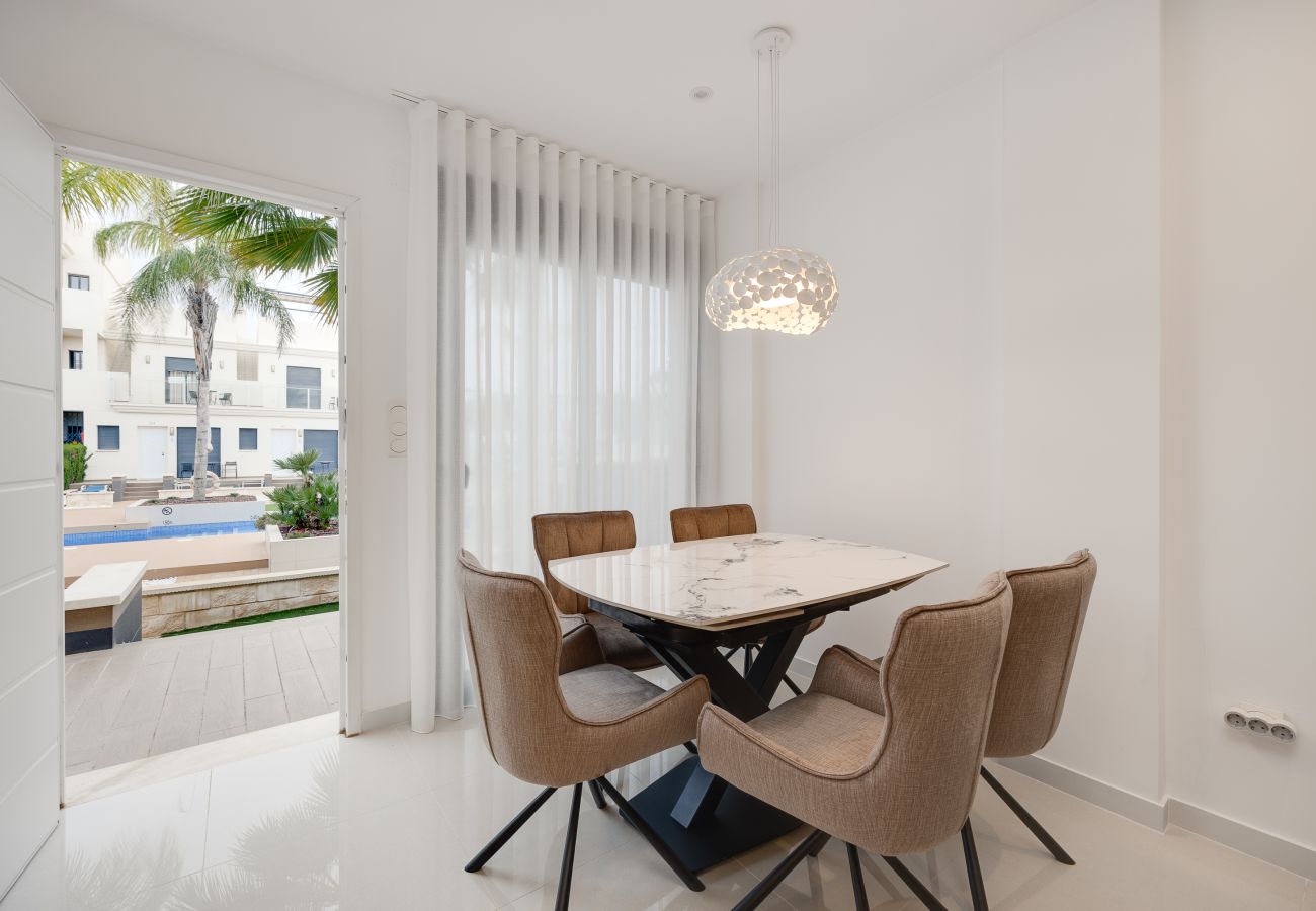 Chalet à Orihuela Costa - CB Living Townhouse in La Zenia