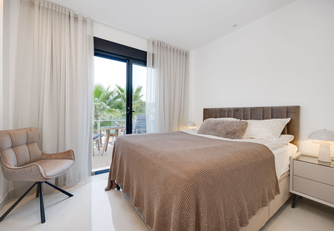 Chalet à Orihuela Costa - CB Living Townhouse in La Zenia
