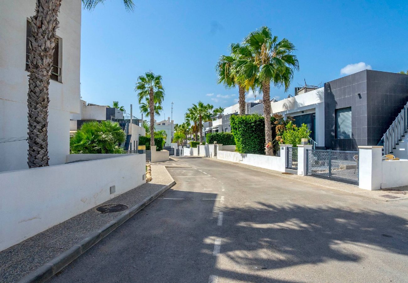 Maison à Orihuela - CB Living - Cosy loft with terrace, Villamartin