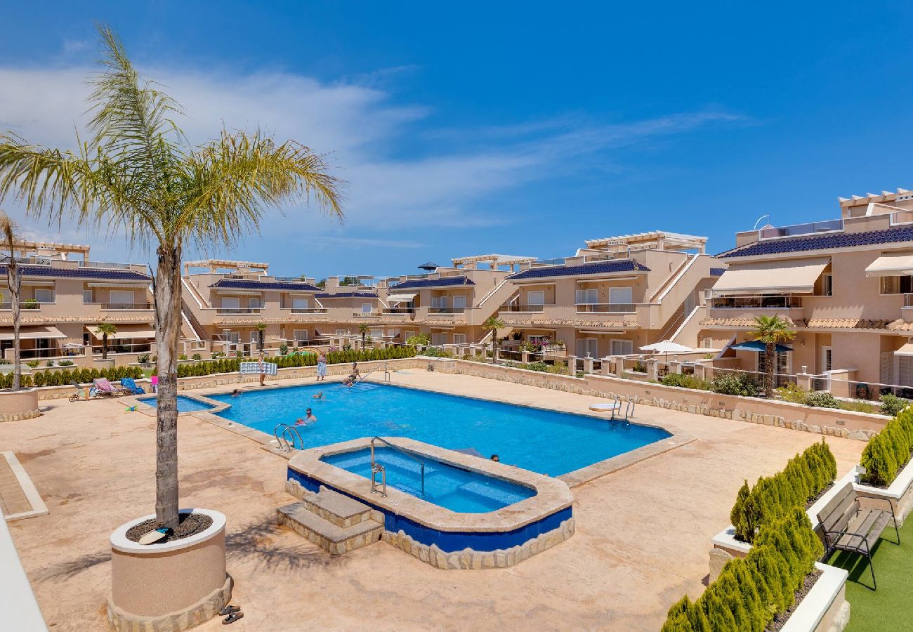 Appartement à Torrevieja - CB Living - Ground floor apartment in Punta Prima
