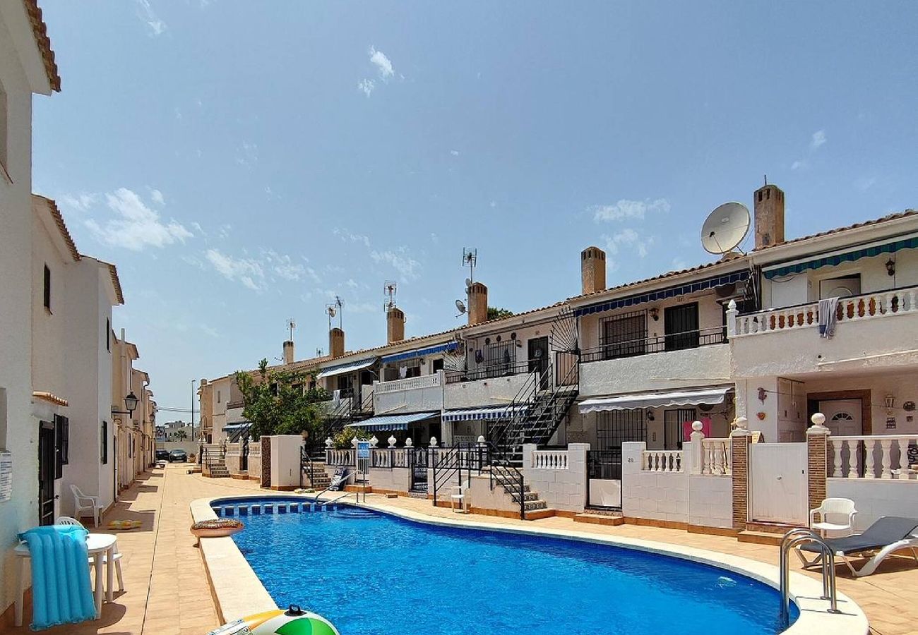 Appartement à Orihuela Costa - CB Living - 2 bedroom bungalow near Zenia beach