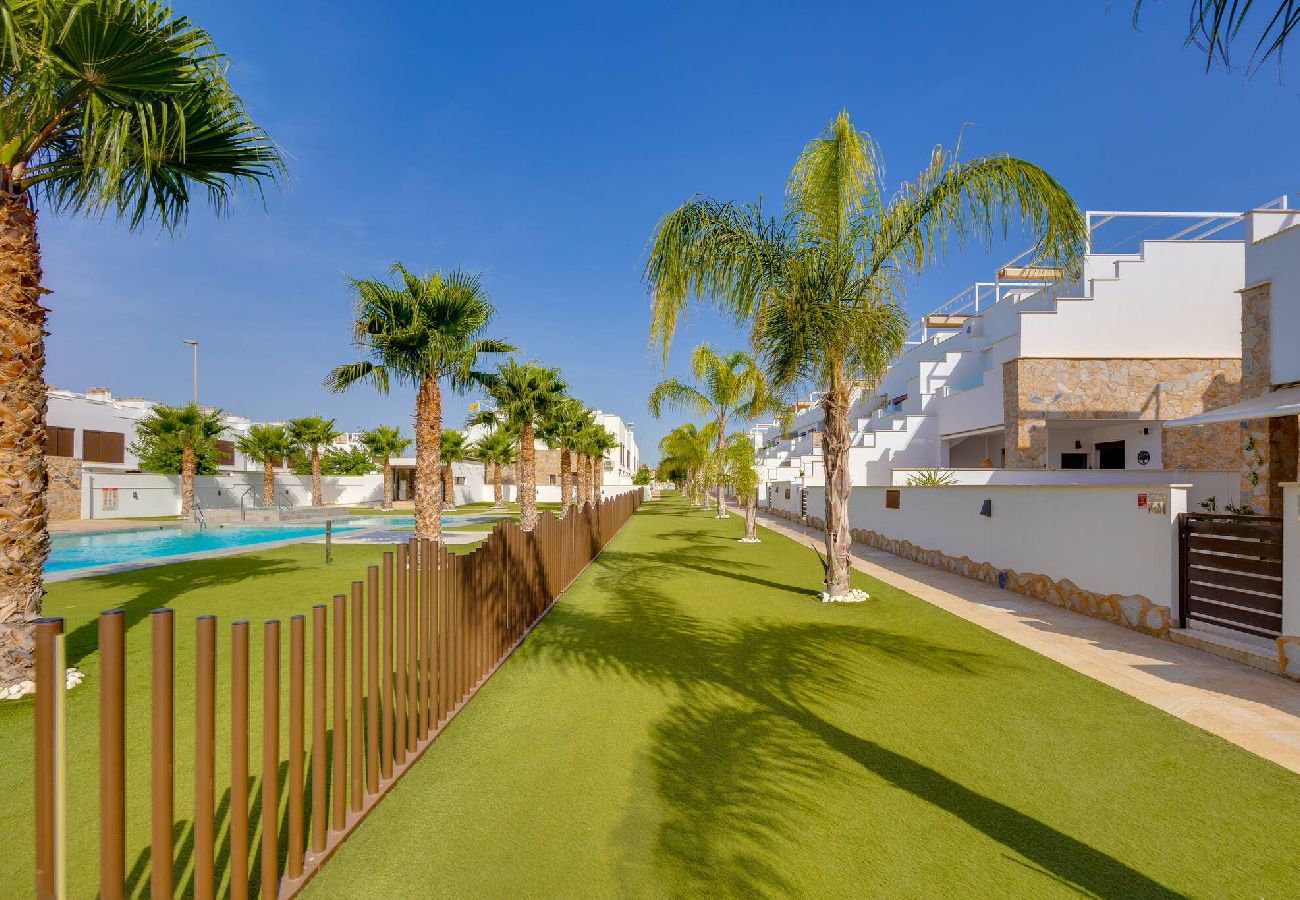 Appartement à Torre de la Horadada - CB Living - Stylish Home & Rooftop Terrace
