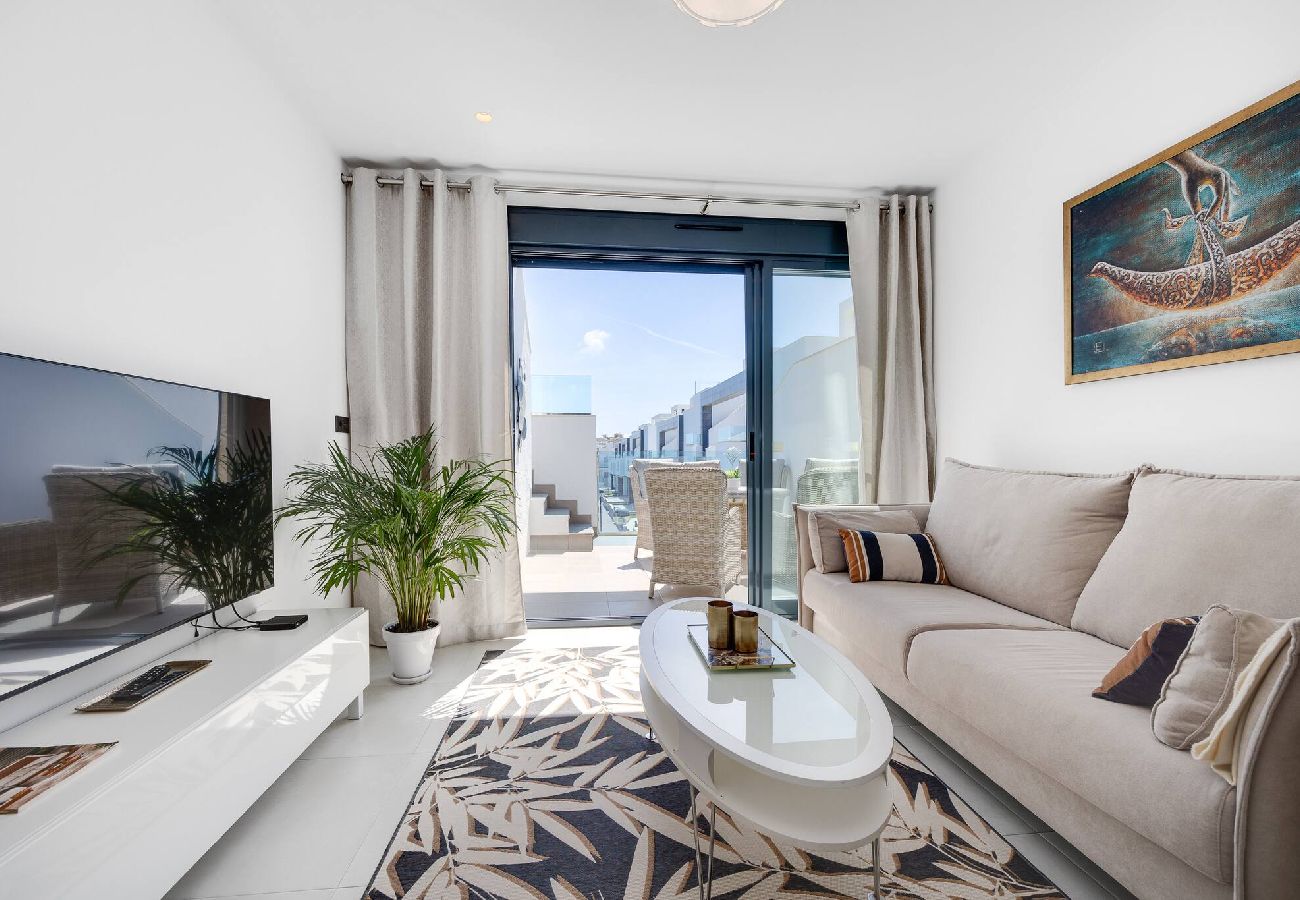 Apartment in Torrevieja - CB Living Oasis Beach Punta Prima