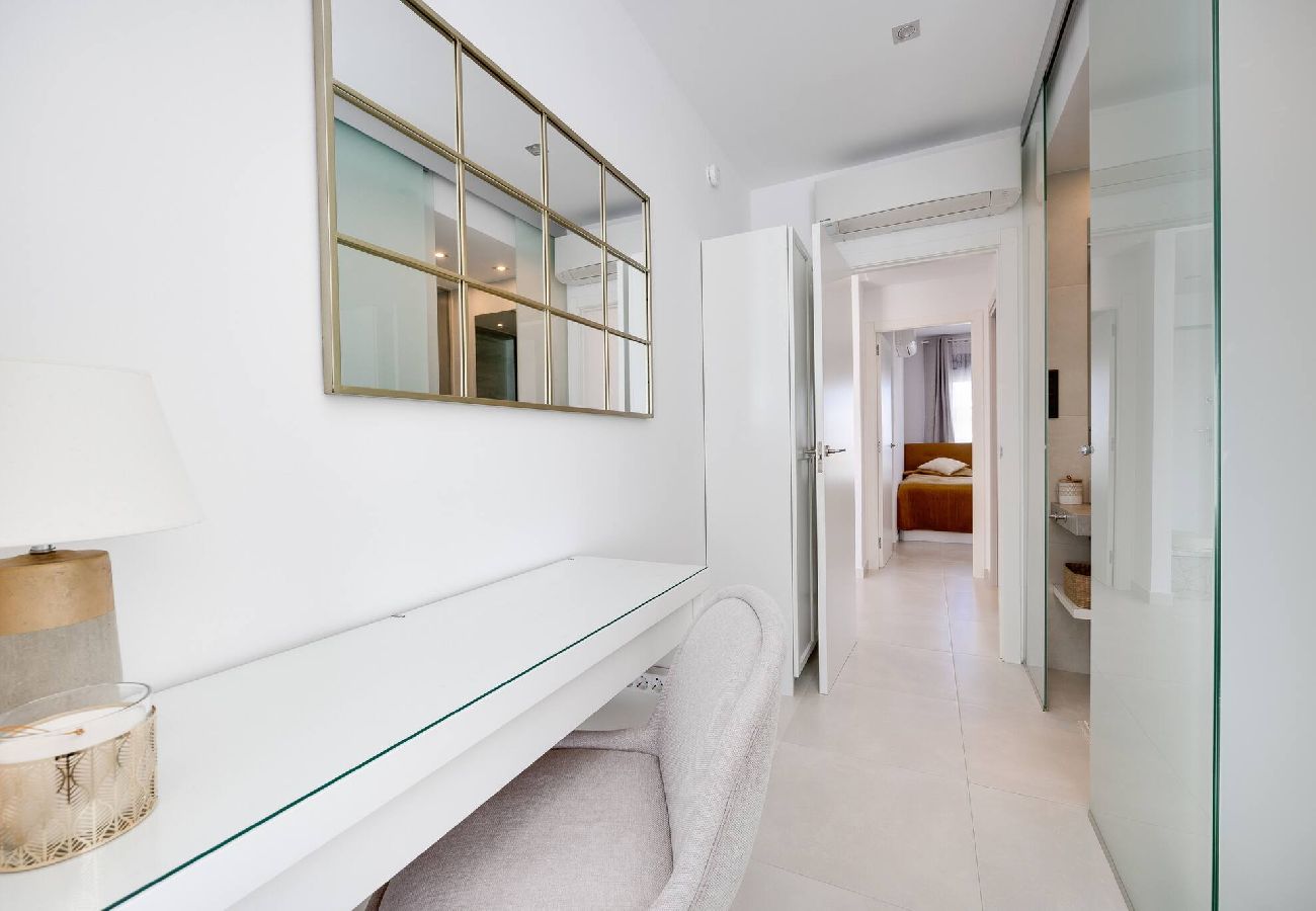 Apartment in Torrevieja - CB Living Oasis Beach Punta Prima