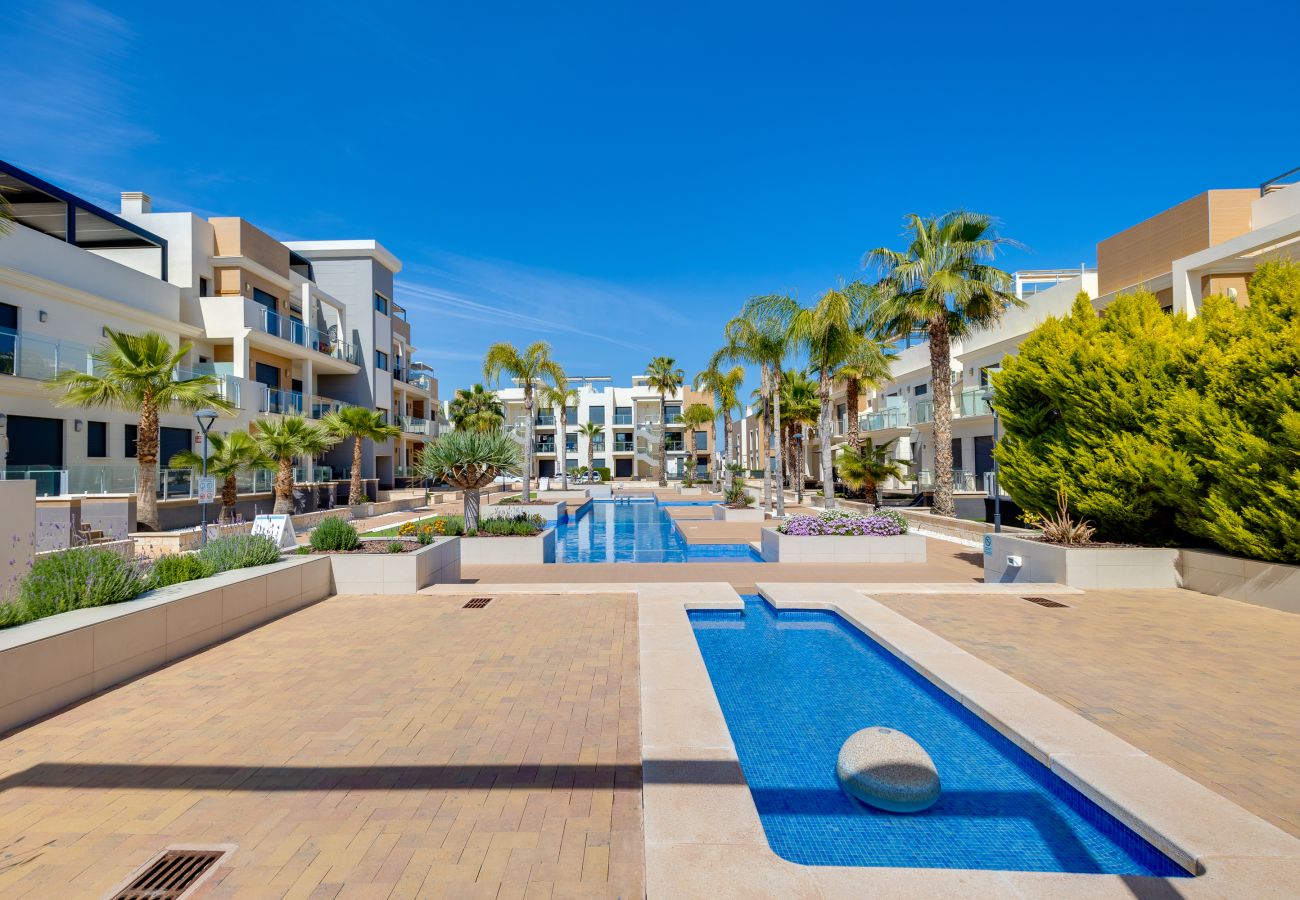 Chalet in Orihuela Costa - CB Living Townhouse in La Zenia