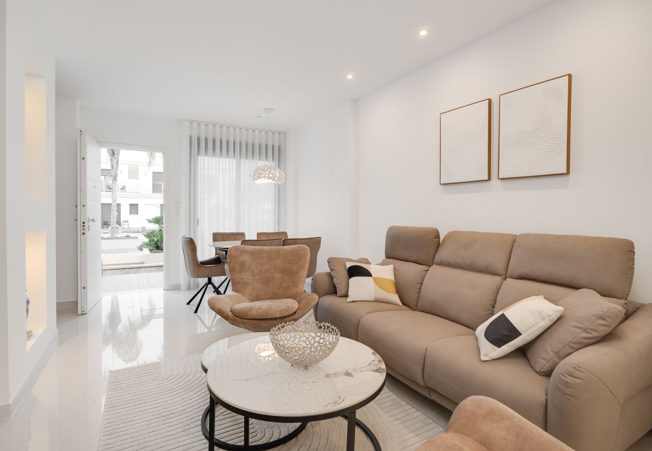 Chalet in Orihuela Costa - CB Living Townhouse in La Zenia