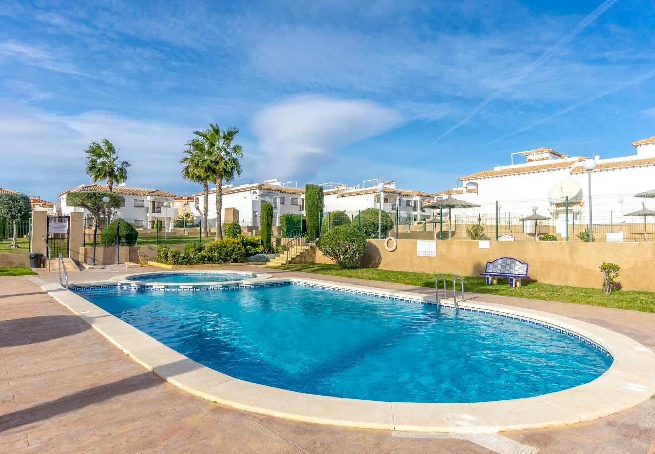 Apartment in Orihuela Costa - CB Living - Family holiday home in Punta Prima