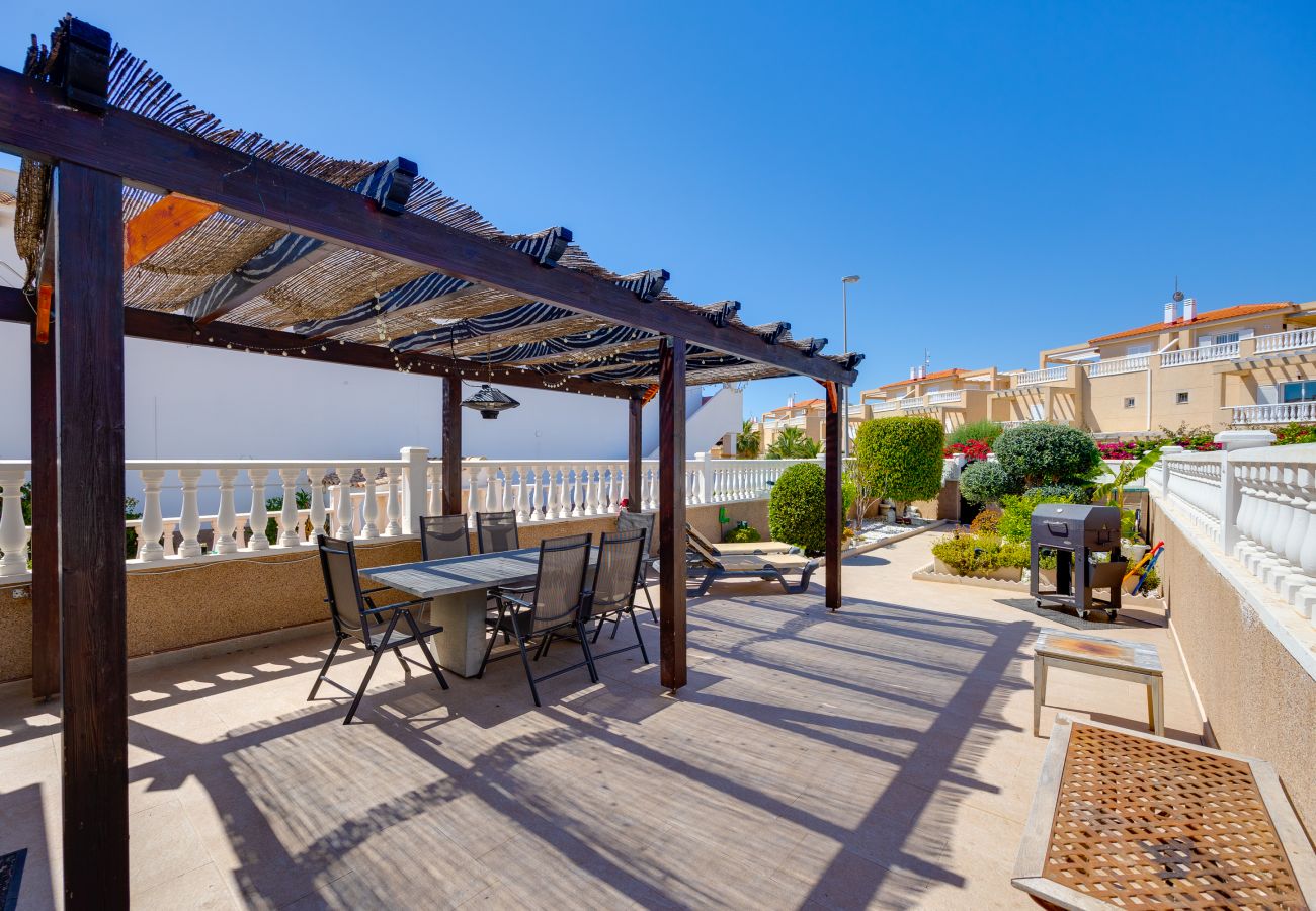 Apartment in Orihuela Costa - CB Living - Family holiday home in Punta Prima