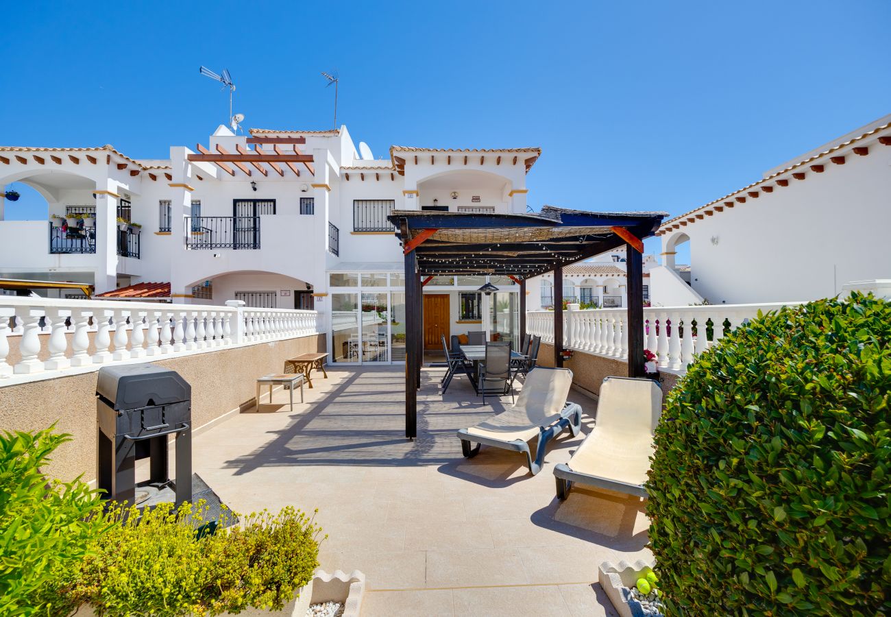 Apartment in Orihuela Costa - CB Living - Family holiday home in Punta Prima