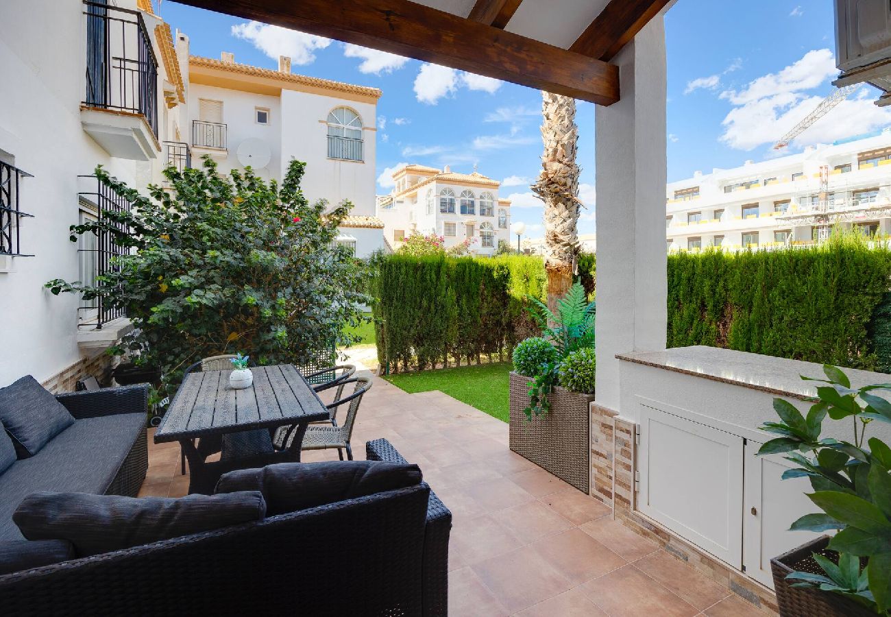Apartment in Alicante / Alacant - CB Living - Cozy condo with patio, Playa Flamenca