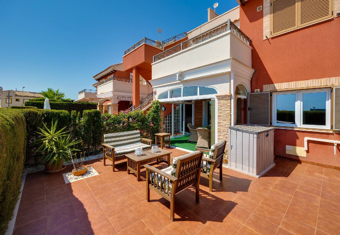 Apartment in Alicante / Alacant - CB Living - Apartment in Zeniamar with patio
