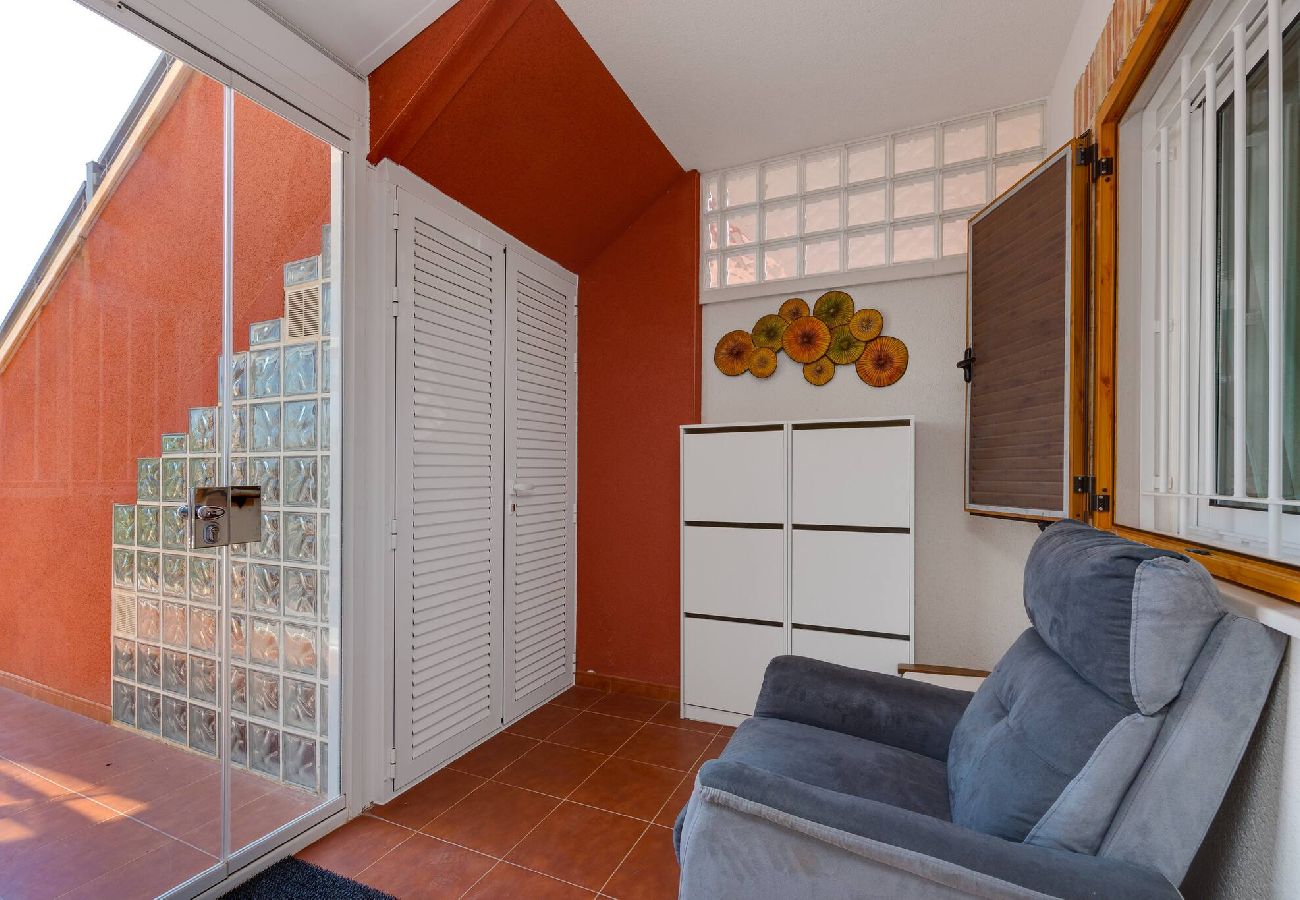 Apartment in Alicante / Alacant - CB Living - Apartment in Zeniamar with patio