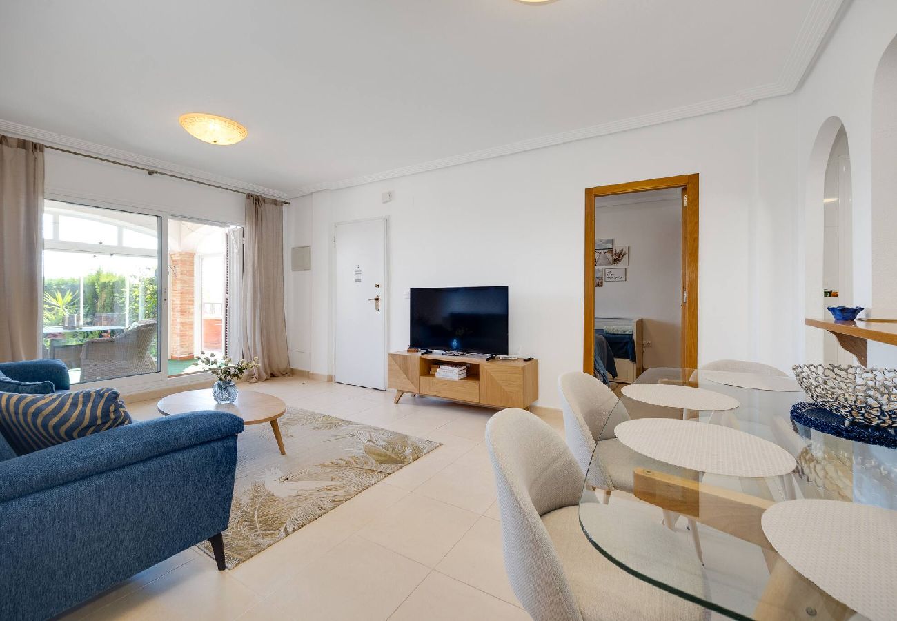 Apartment in Alicante / Alacant - CB Living - Apartment in Zeniamar with patio