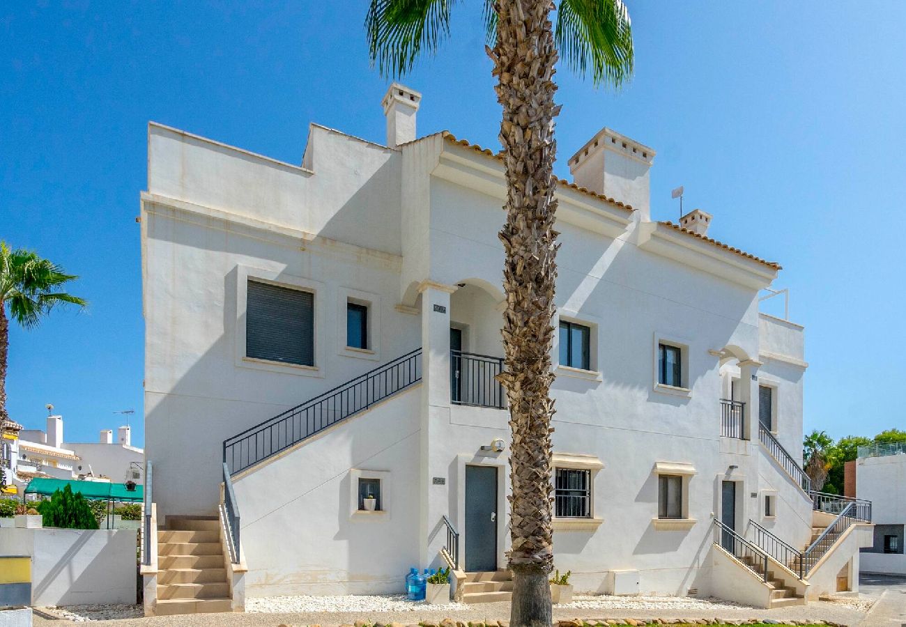 House in Orihuela - CB Living - Cosy loft with terrace, Villamartin