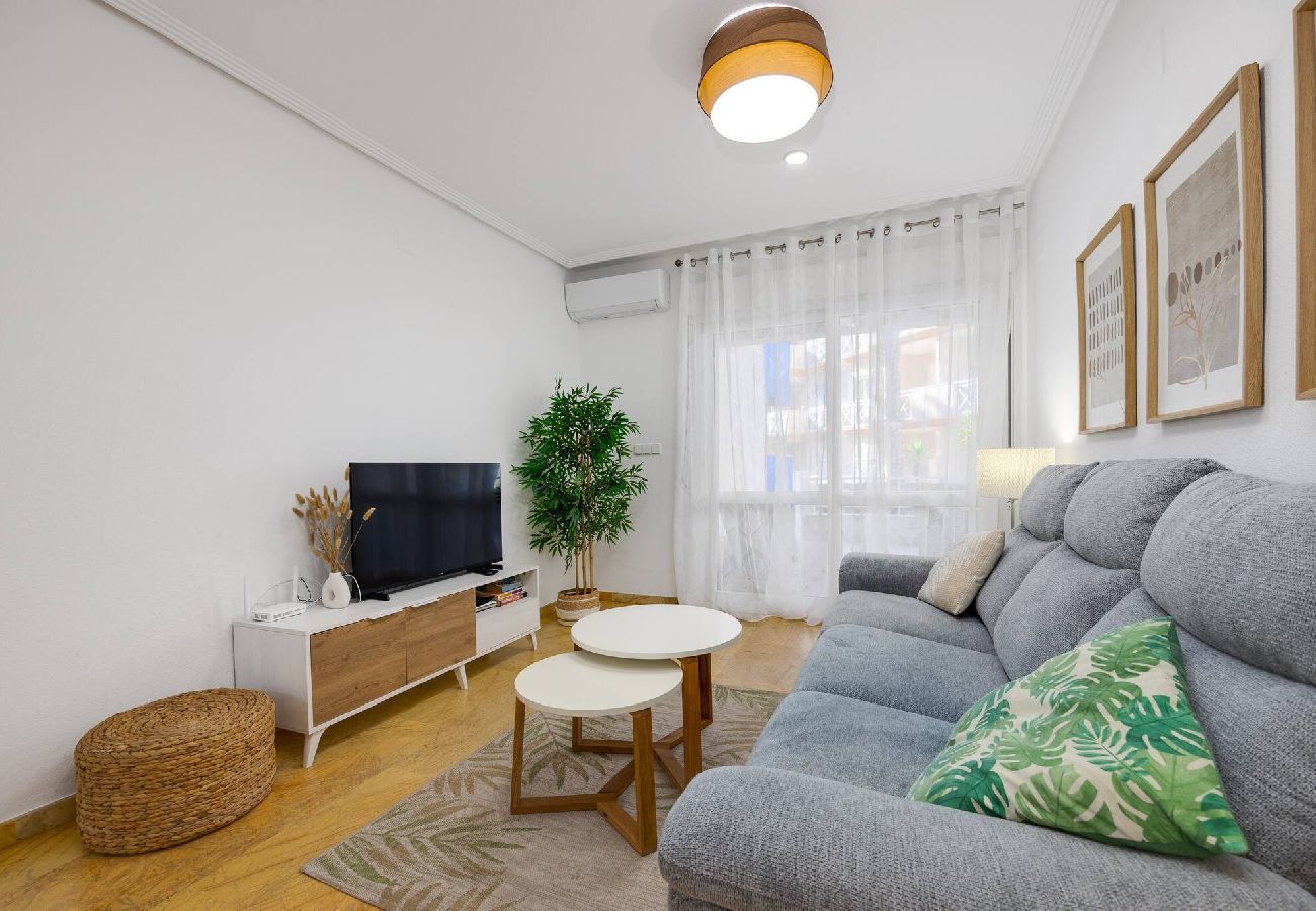 Residence in Orihuela - CB Living - Beachfront apartment in Aguamarina