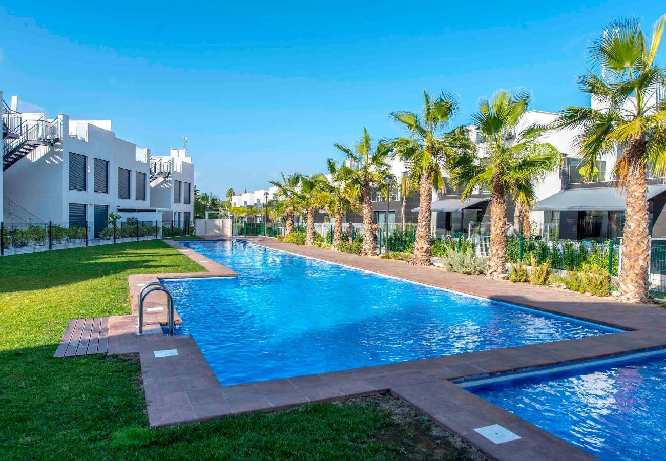 House in Alicante / Alacant - CB Living - 3 bedroom home in Punta Prima