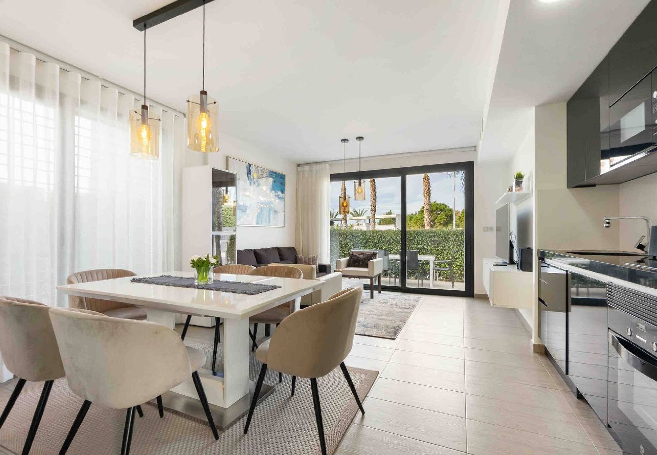 House in Alicante / Alacant - CB Living - 3 bedroom home in Punta Prima