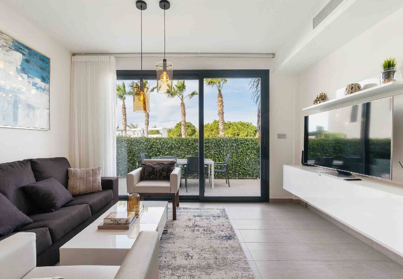 House in Alicante / Alacant - CB Living - 3 bedroom home in Punta Prima