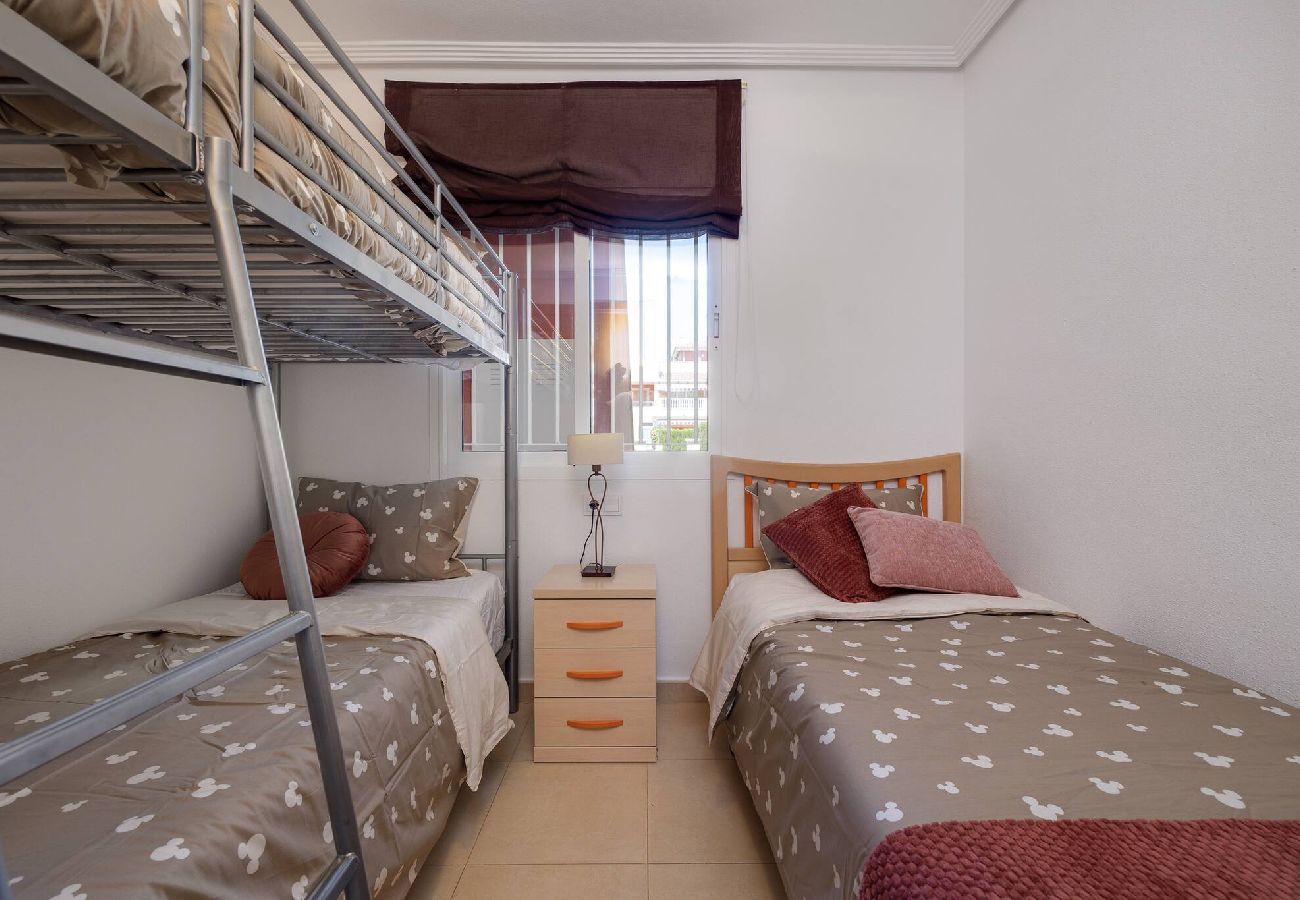 Apartment in Alicante / Alacant - Lenickas