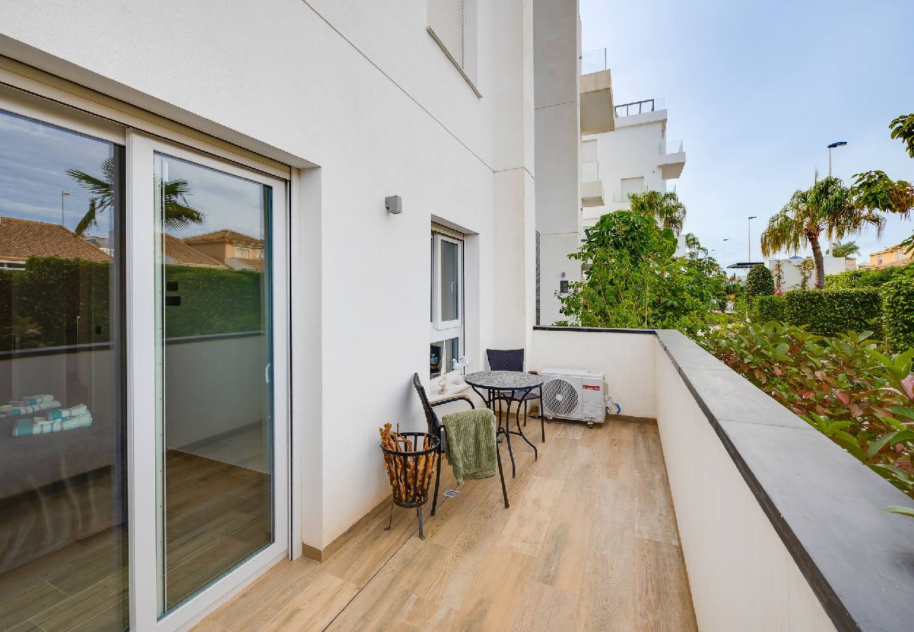 Apartment in Torrevieja - Bali