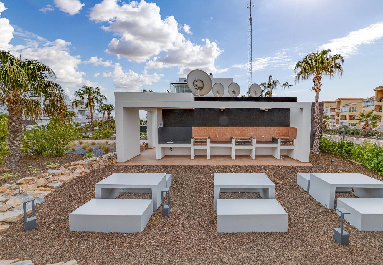 Apartment in Torrevieja - Bali