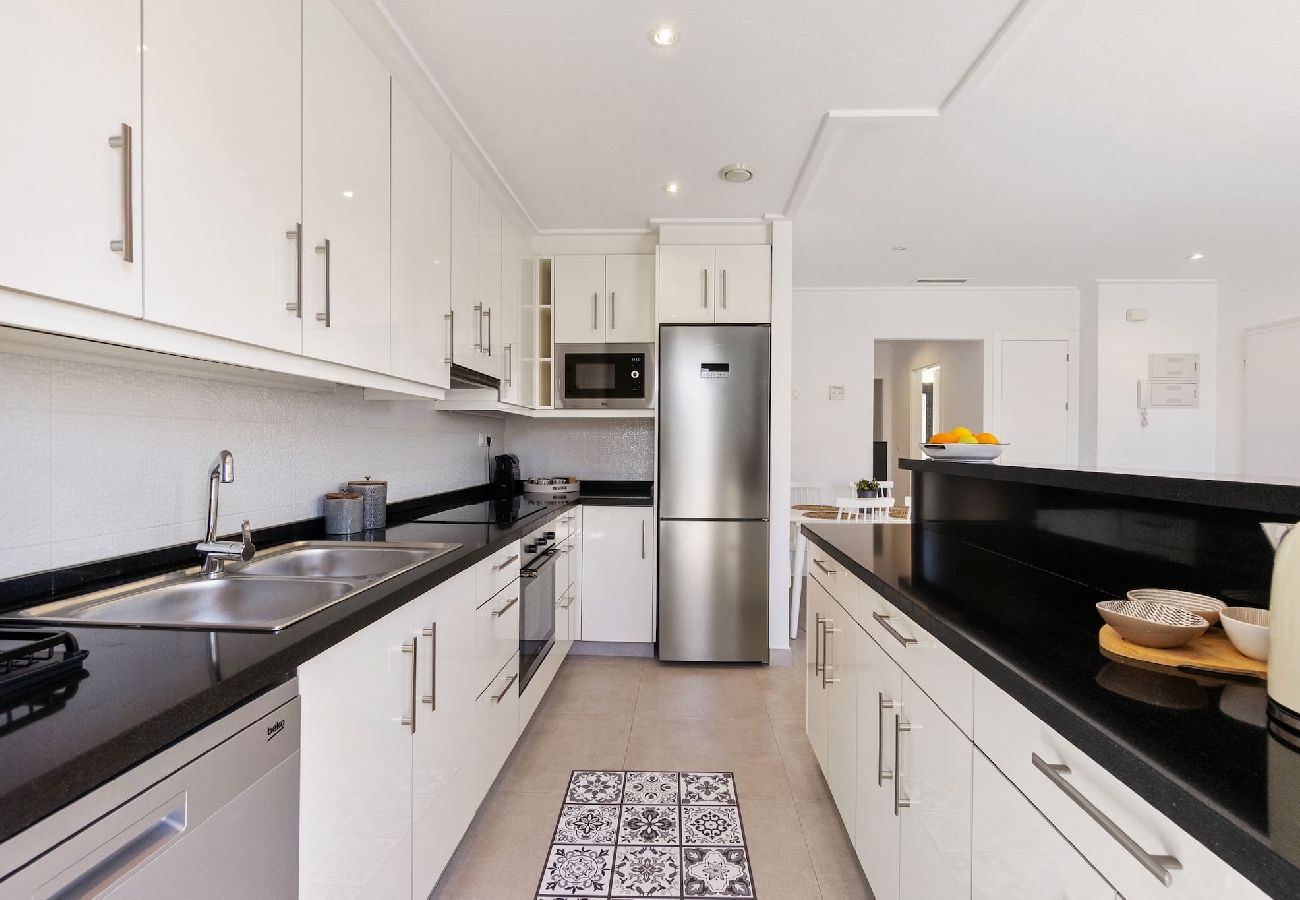 Residence in Torrevieja - CB Living - Bright penhouse in Punta Prima